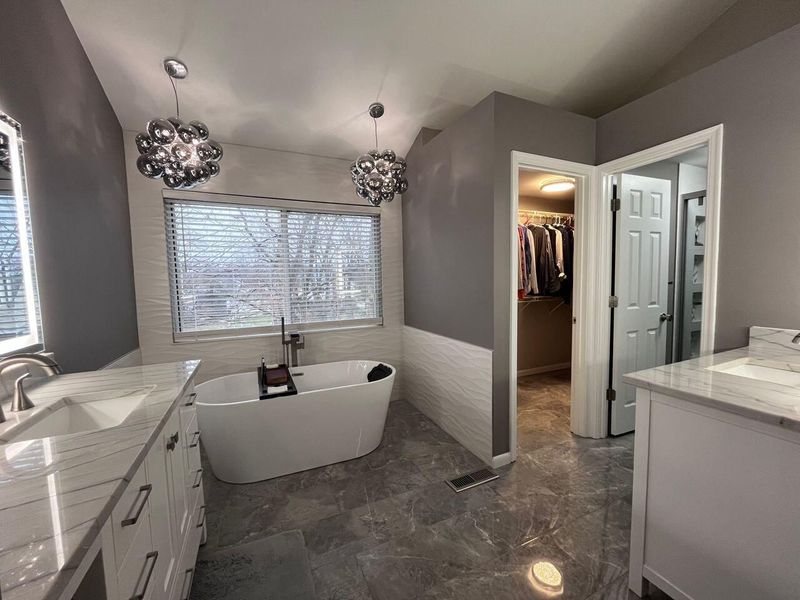 2084 Lakelyn Court, Crescent Springs, KY 41017 Photo 6