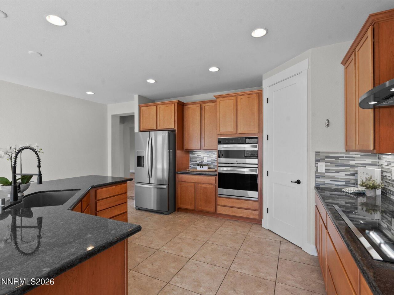 5585 E Hidden Valley Drive, Reno, NV 89502 Photo