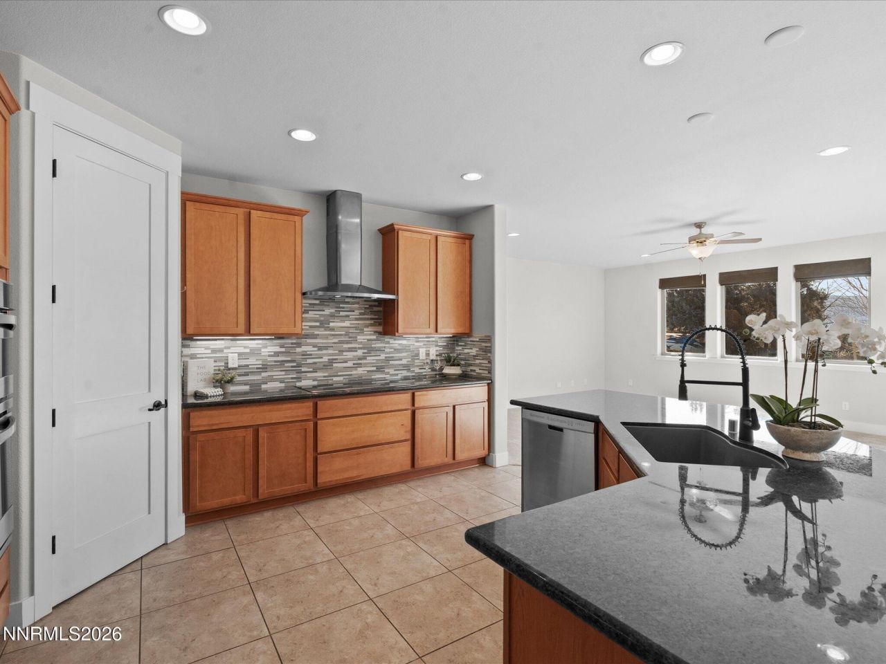 5585 E Hidden Valley Drive, Reno, NV 89502 Photo