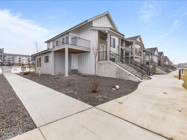 930 E Railroad AVE, Post Falls, ID 83854