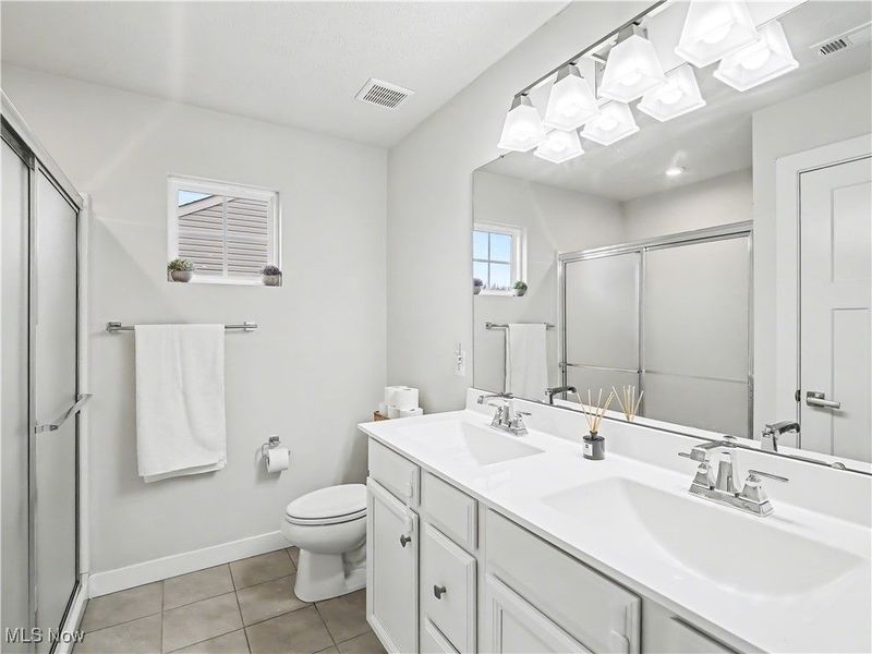 36312 Thornbury Street, North Ridgeville, OH 44039 Photo 32