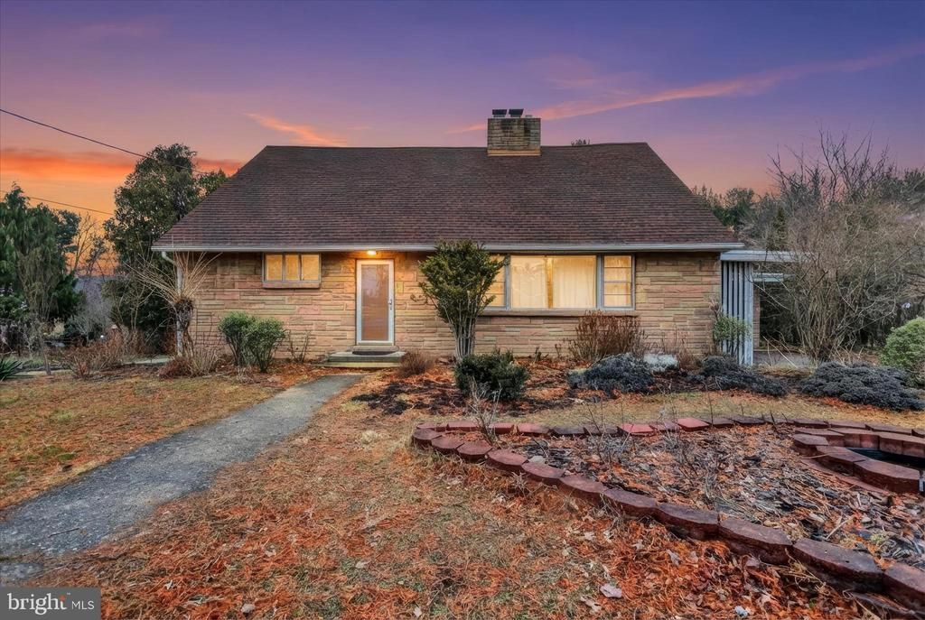 5020 Sunset Drive, Harrisburg, PA 17112 Main Photo