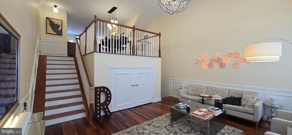 1008 N 3rd Street, Philadelphia, PA 19123 Main Photo