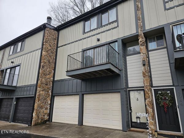 1946 Cherokee Bluff Drive, Knoxville, TN 37920