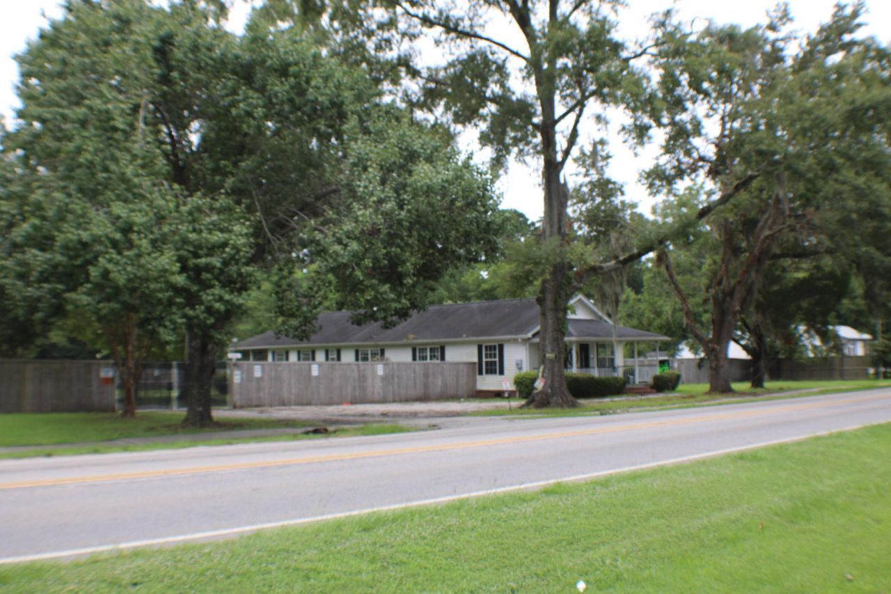 860 Orangeburg Rd Road Photo 4