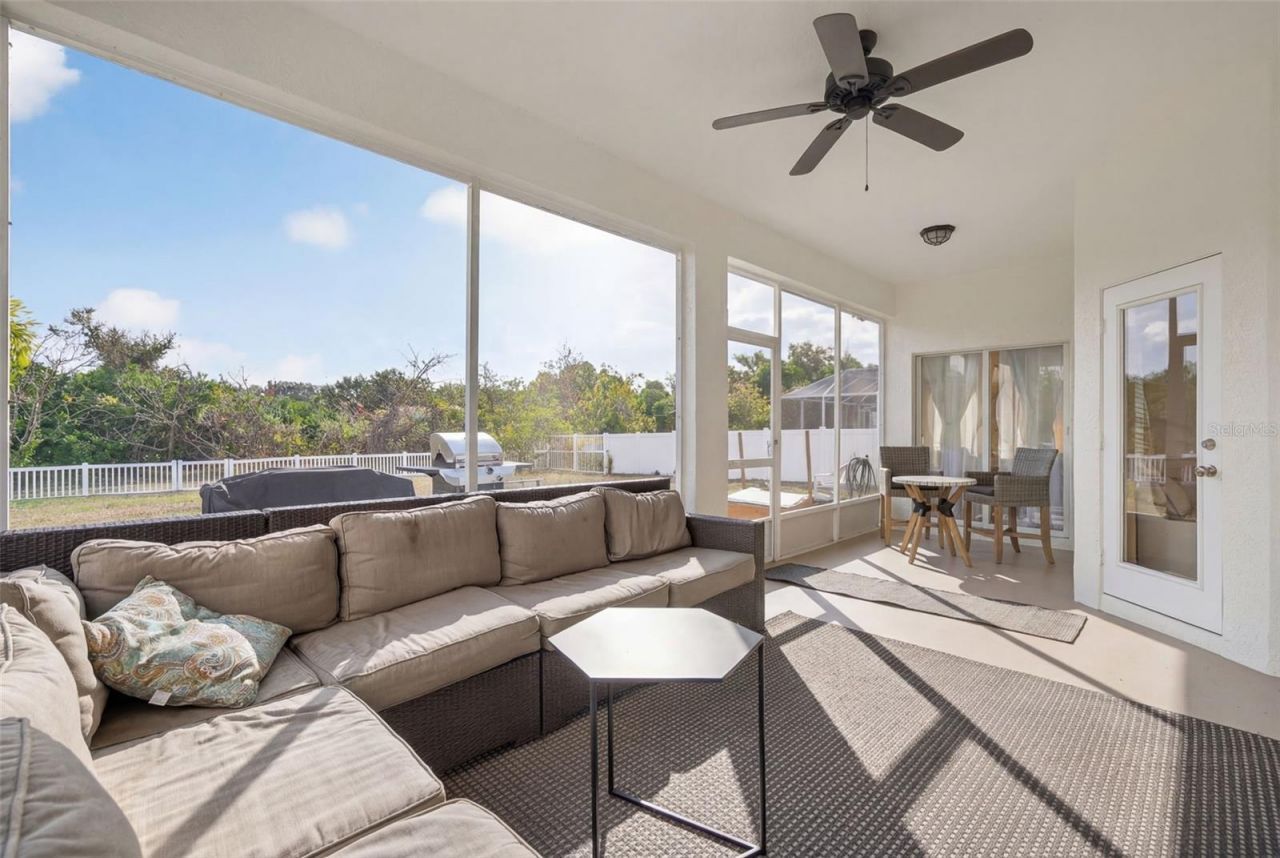 6325 35th Avenue Circle E, Palmetto, FL 34221 Photo