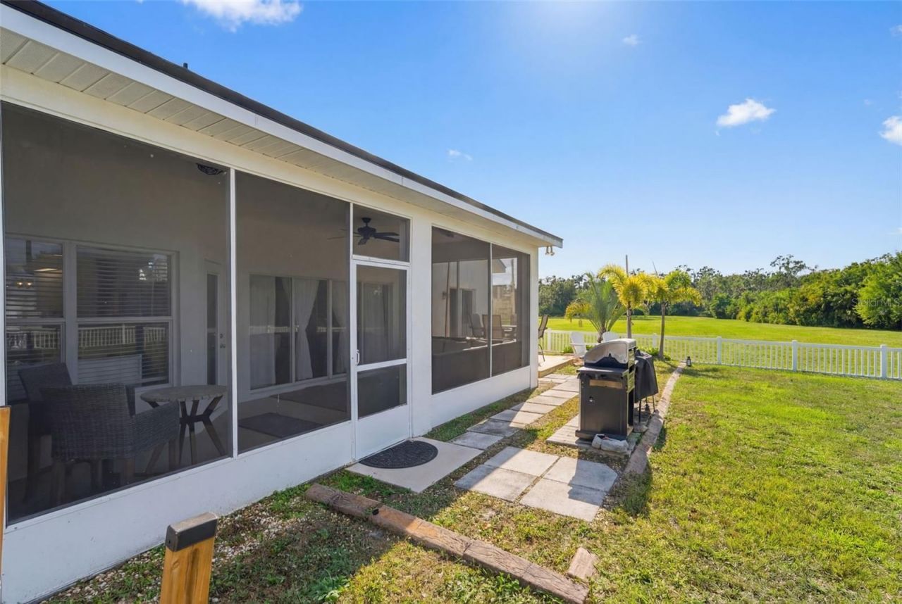 6325 35th Avenue Circle E, Palmetto, FL 34221 Photo