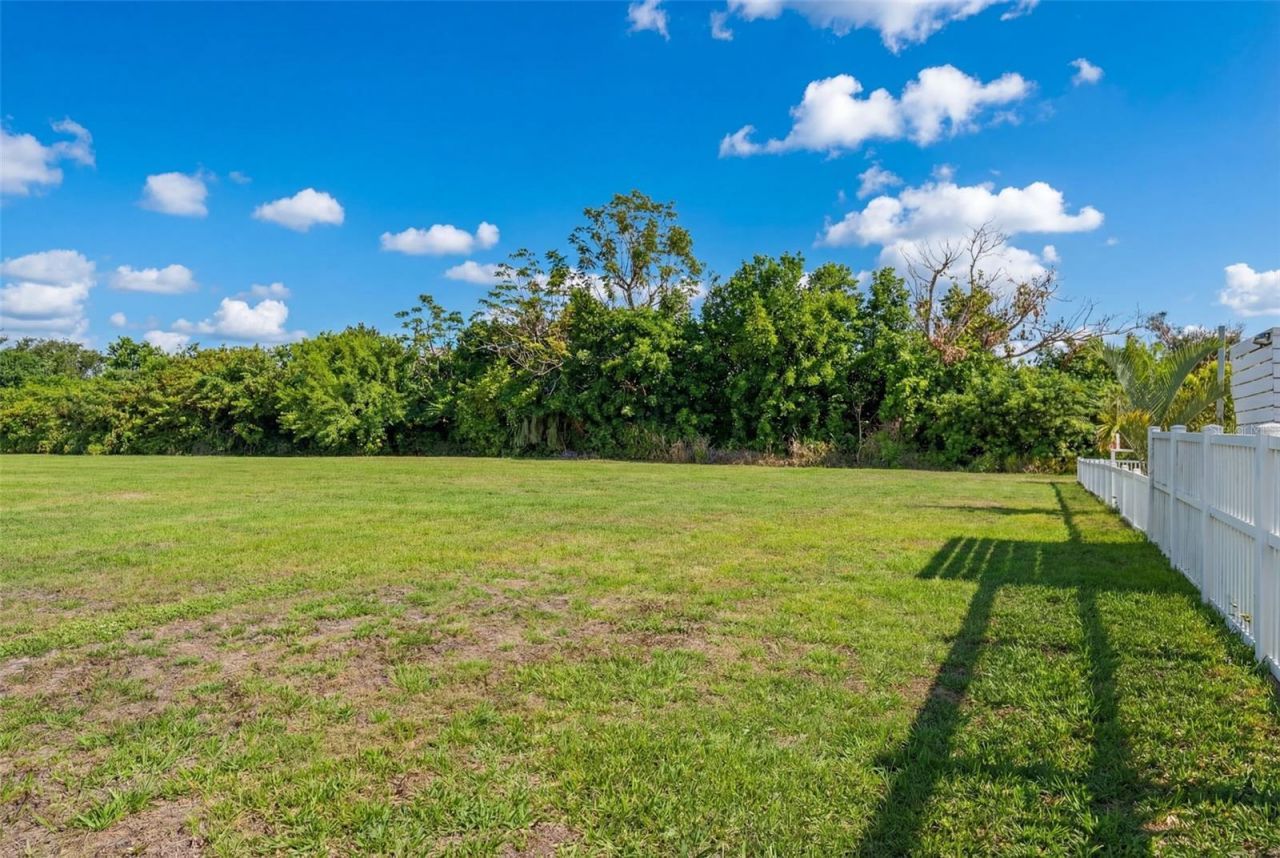 6325 35th Avenue Circle E, Palmetto, FL 34221 Photo