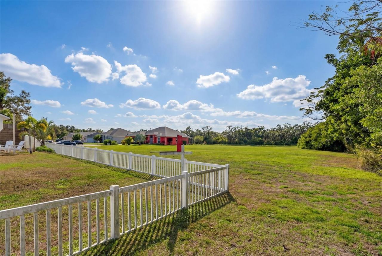 6325 35th Avenue Circle E, Palmetto, FL 34221 Photo