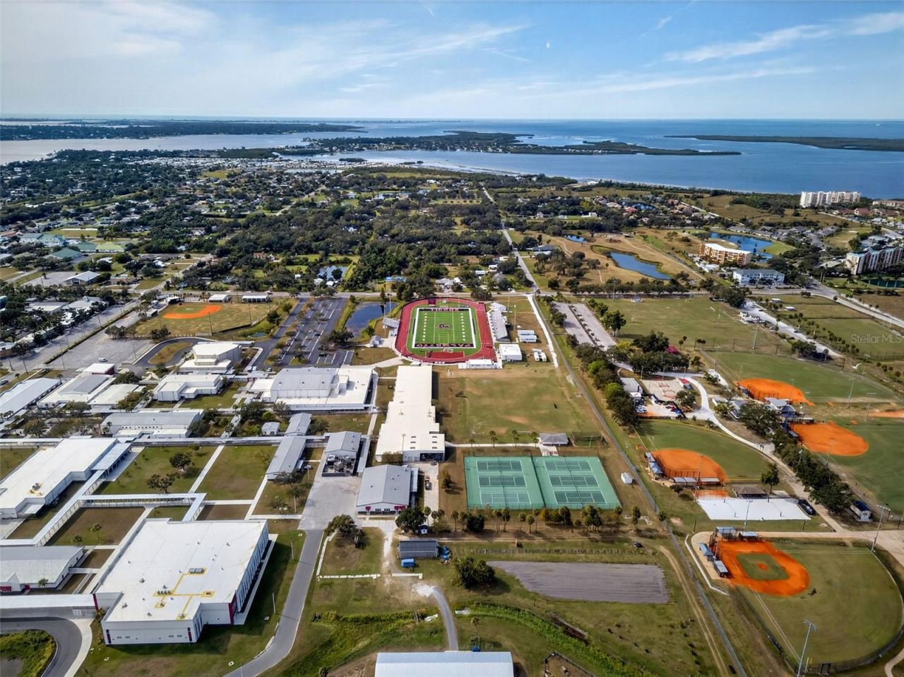 6325 35th Avenue Circle E, Palmetto, FL 34221 Photo