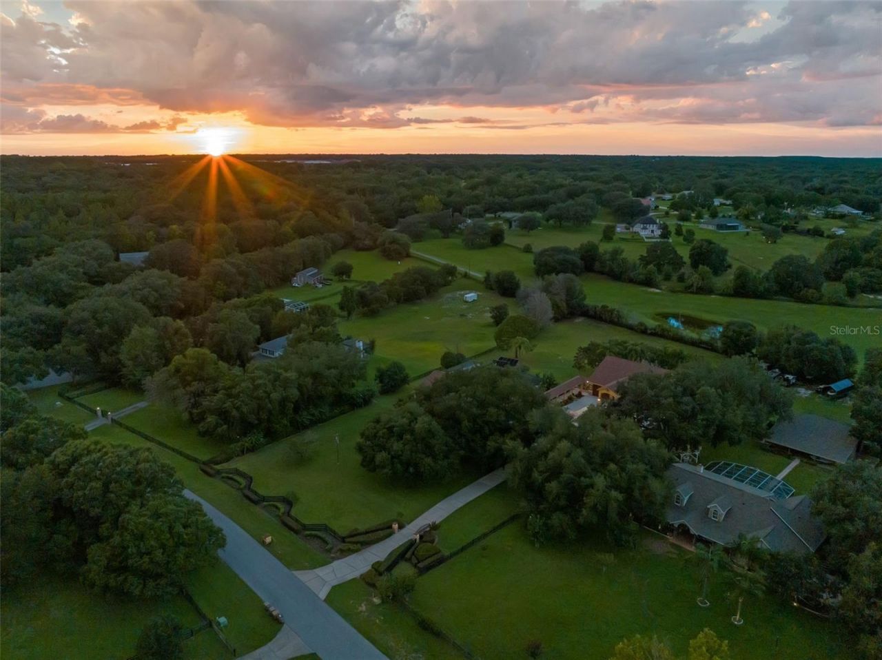 32133 Wolf Branch Lane, Sorrento, FL 32776 Photo