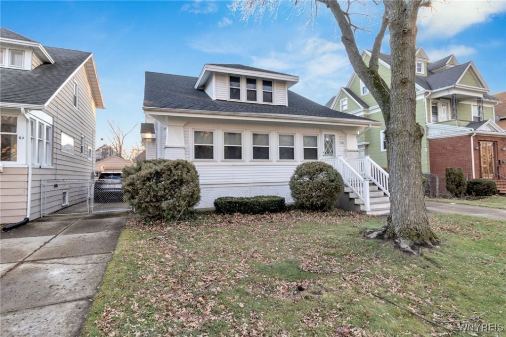 70 Dakota Street, Buffalo, NY 14216 Main Photo