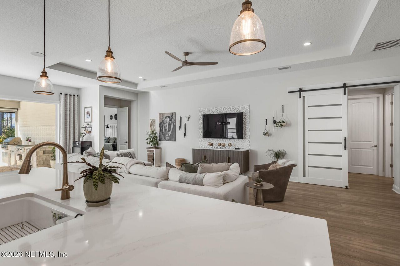 10056 Illumination Drive, Jacksonville, FL 32256 Photo