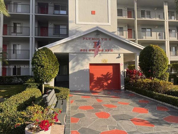 801 SW 138th Ave, Unit 106E, Pembroke Pines, FL 33027