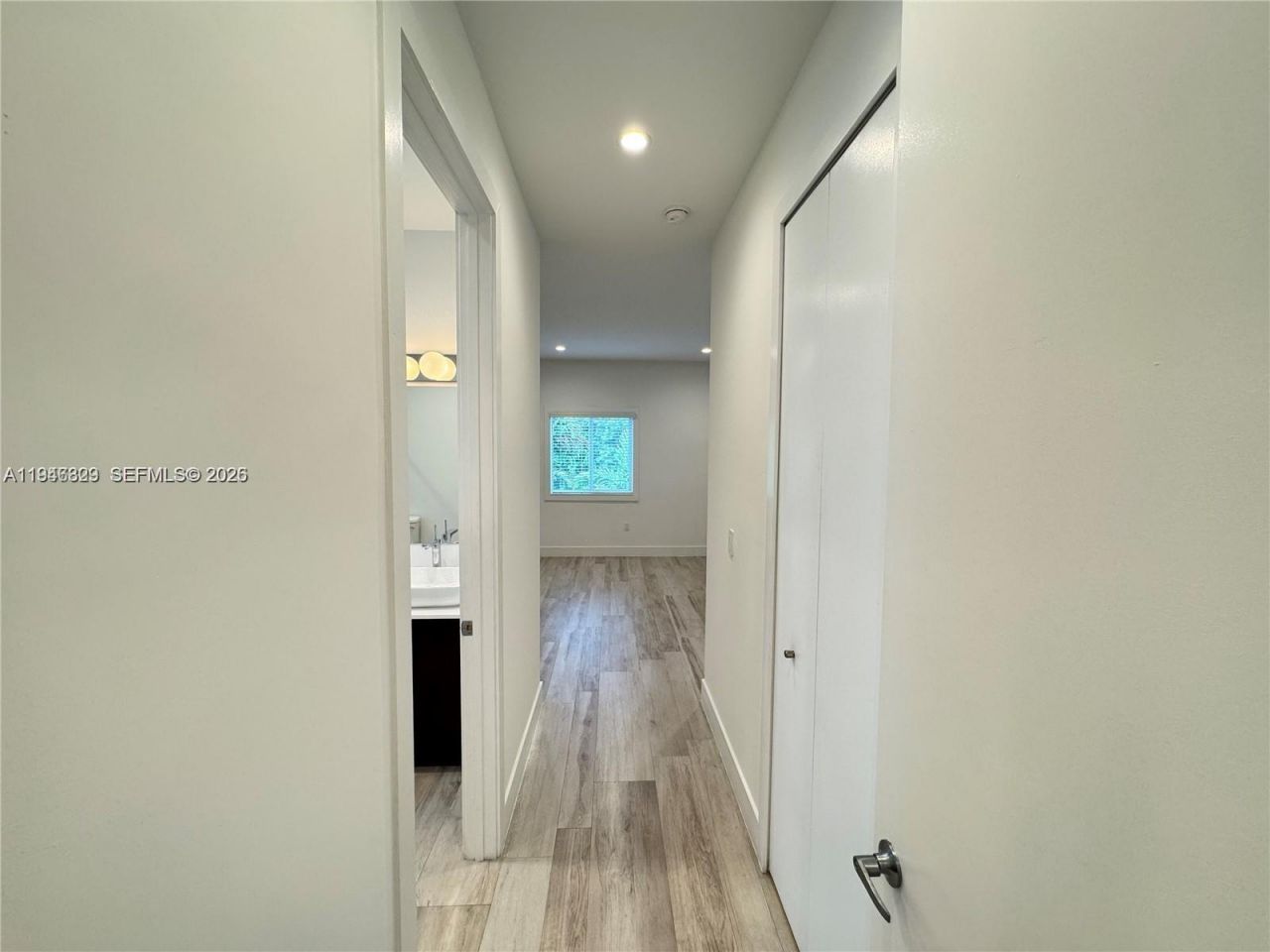 2933 SW 27th Ter, Miami, FL 33133 Photo