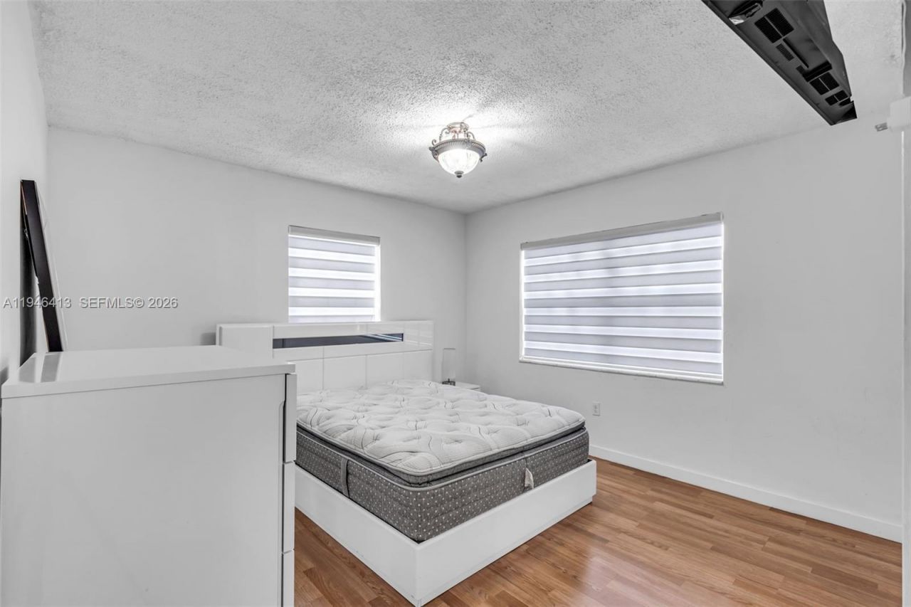 421 Florida Blvd, Miami, FL 33144 Photo