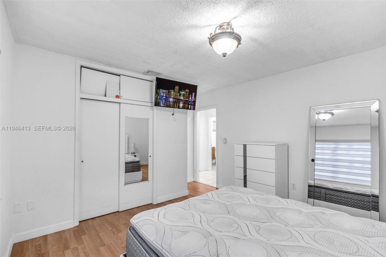 421 Florida Blvd, Miami, FL 33144 Photo