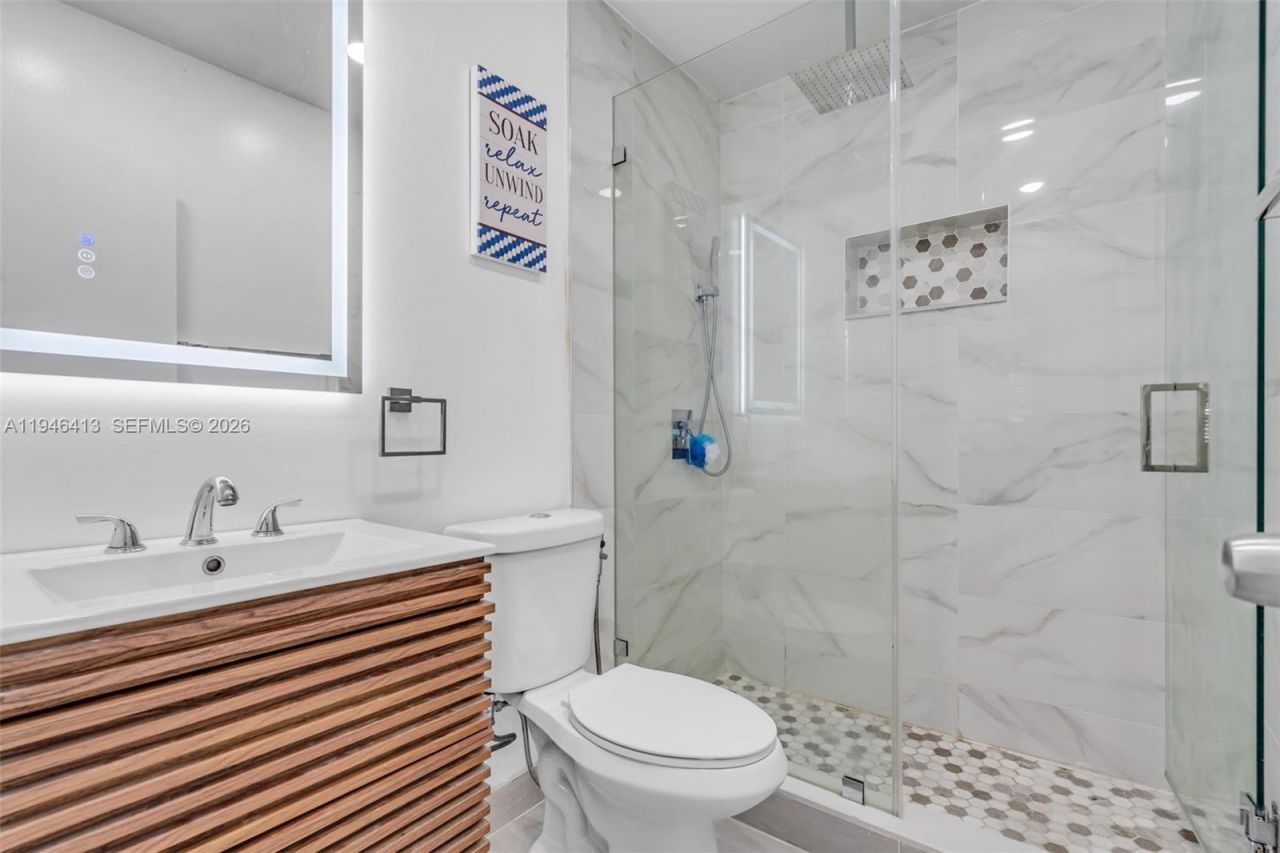 421 Florida Blvd, Miami, FL 33144 Photo