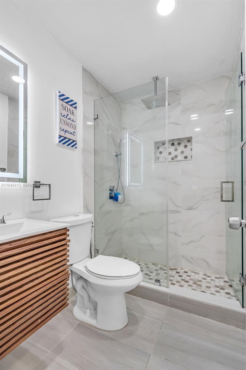 421 Florida Blvd, Miami, FL 33144 Photo