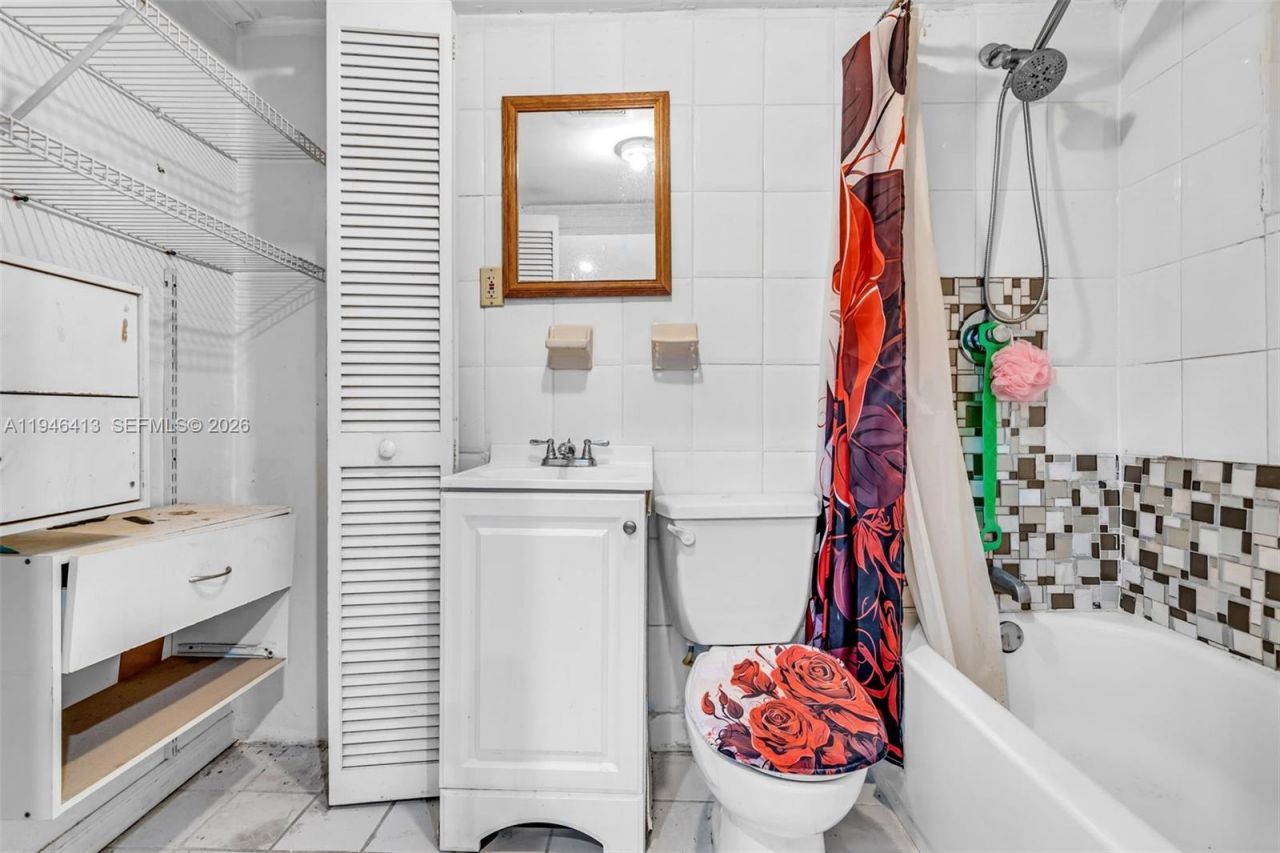 421 Florida Blvd, Miami, FL 33144 Photo