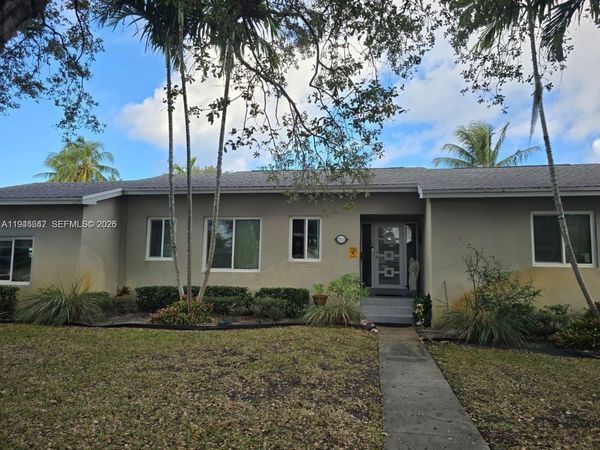2733 Washington St , Hollywood, FL 33020