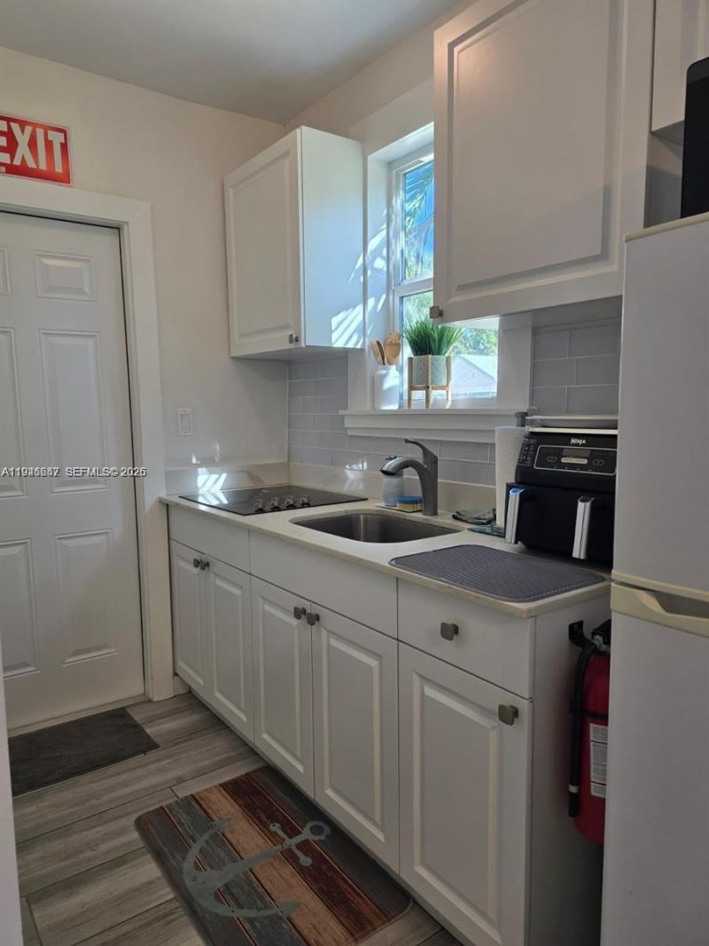 2733 Washington St , Hollywood, FL 33020 Photo