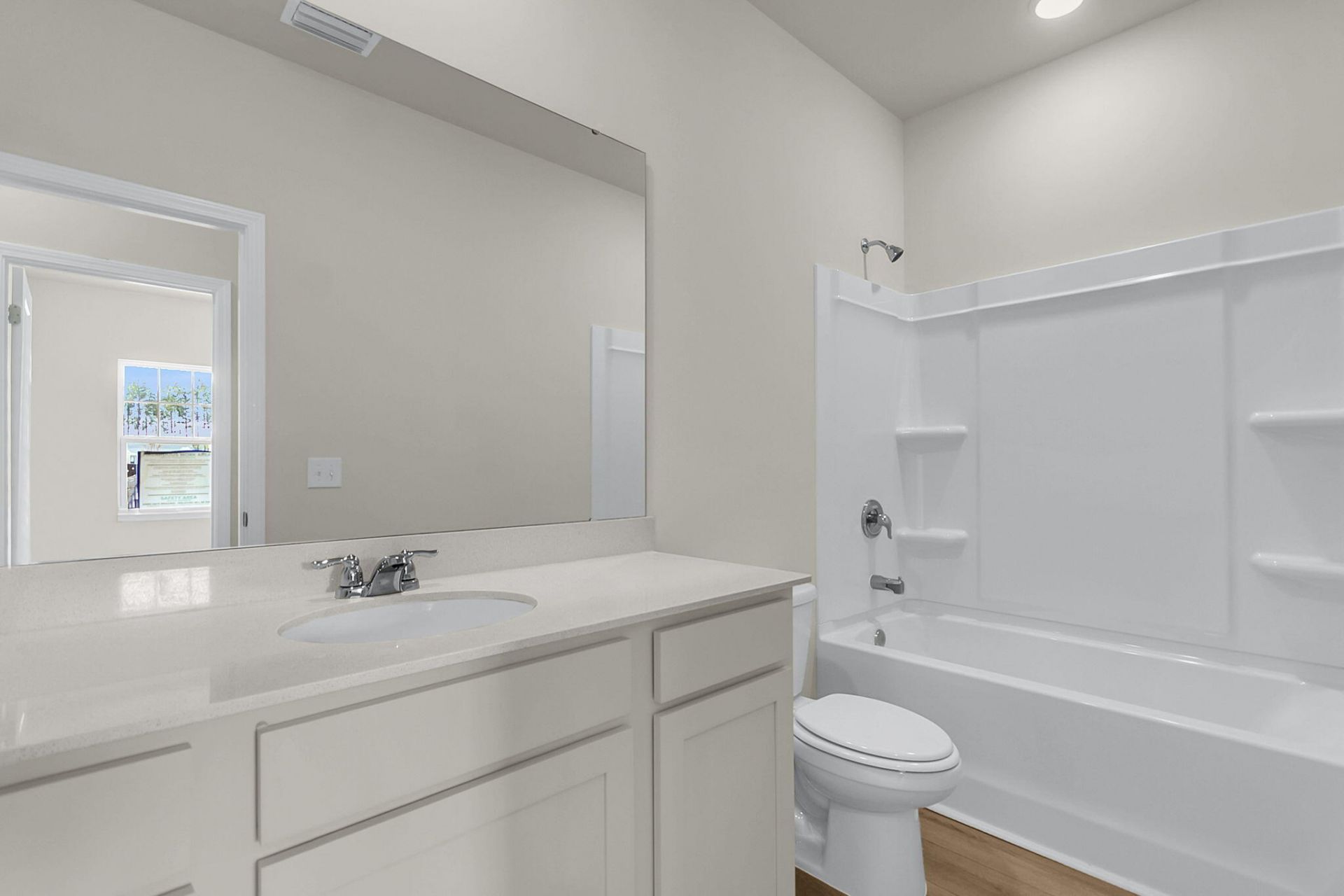 906 Dusk Drive Photo 14