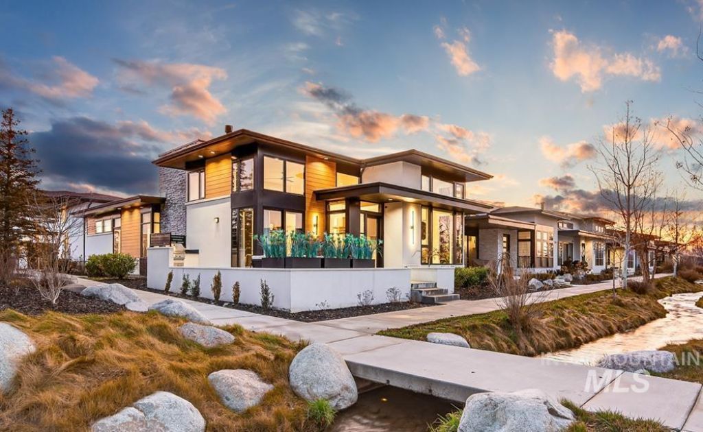 2142 E Granite Cove Ln, Eagle, ID 83616 Main Photo