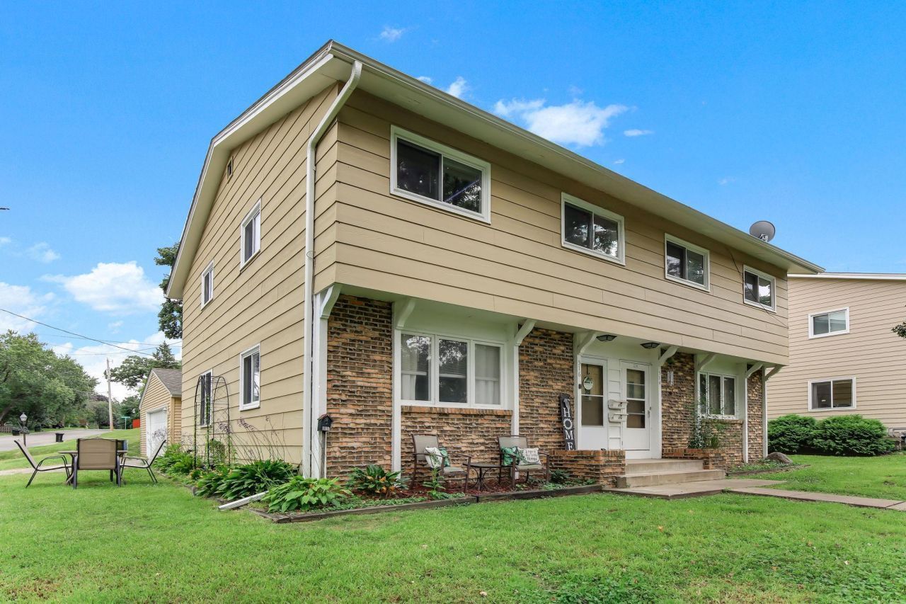 514 Shadyside Circle, Hopkins, MN 55343 Main Photo