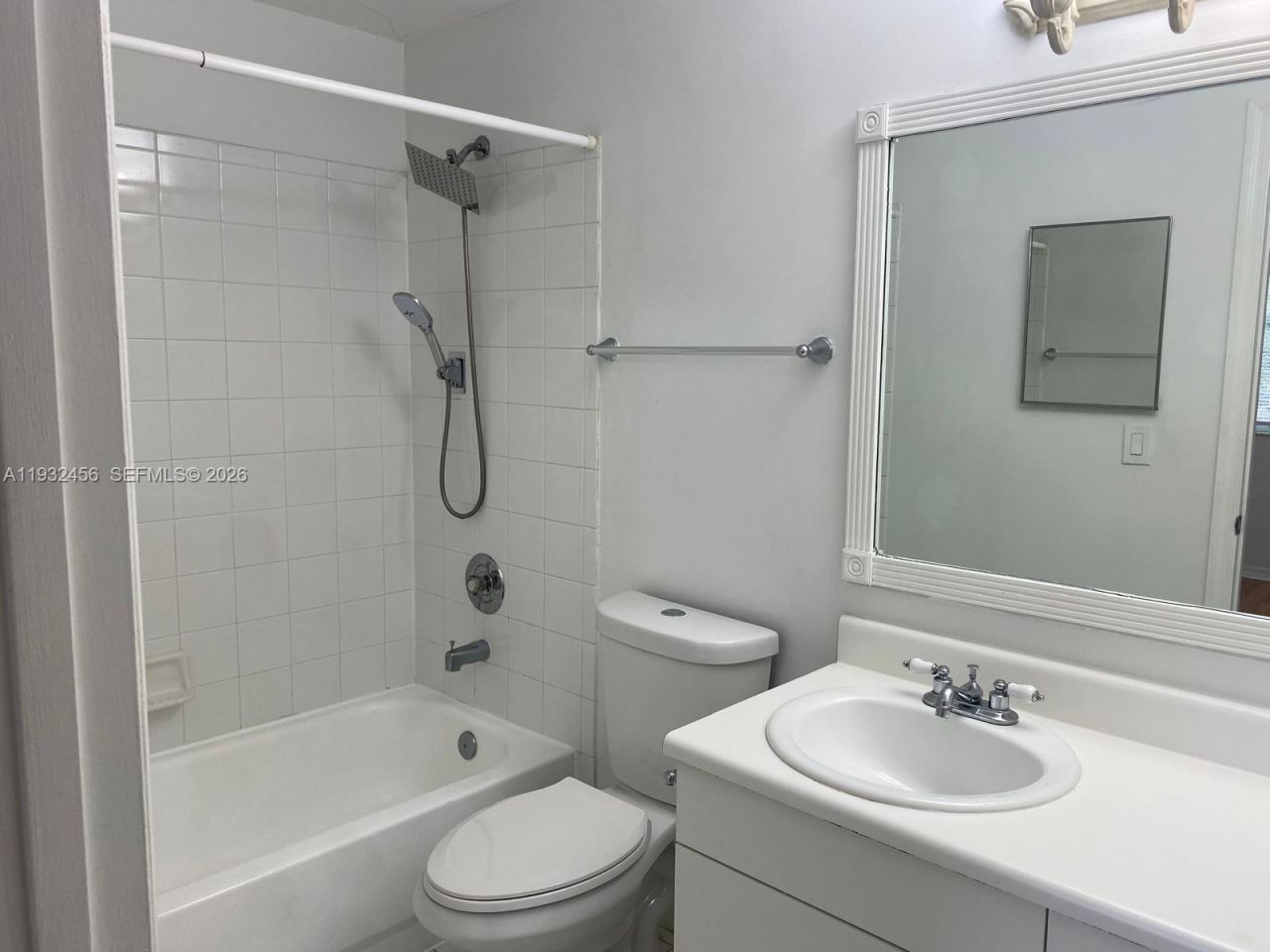1384 Veracruz Ln, Unit 4-7, Weston, FL 33327 Photo