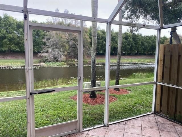 1384 Veracruz Ln, Unit 4-7, Weston, FL 33327 Photo