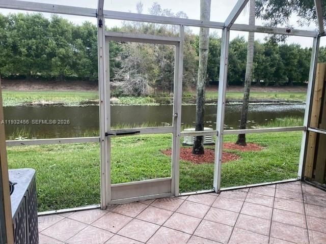 1384 Veracruz Ln, Unit 4-7, Weston, FL 33327 Photo