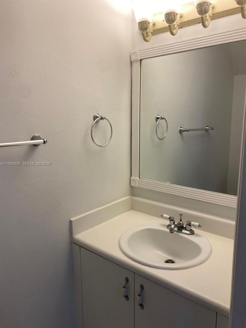 1384 Veracruz Ln, Unit 4-7, Weston, FL 33327 Photo