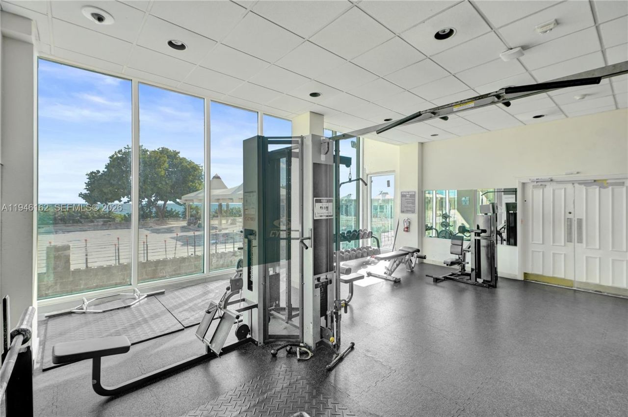 5555 Collins Ave, Unit 14L, Miami Beach, FL 33140 Photo