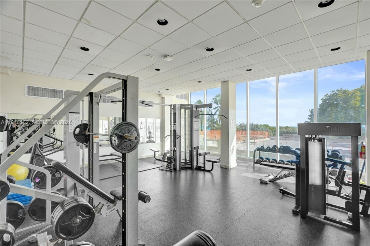 5555 Collins Ave, Unit 14L, Miami Beach, FL 33140 Photo