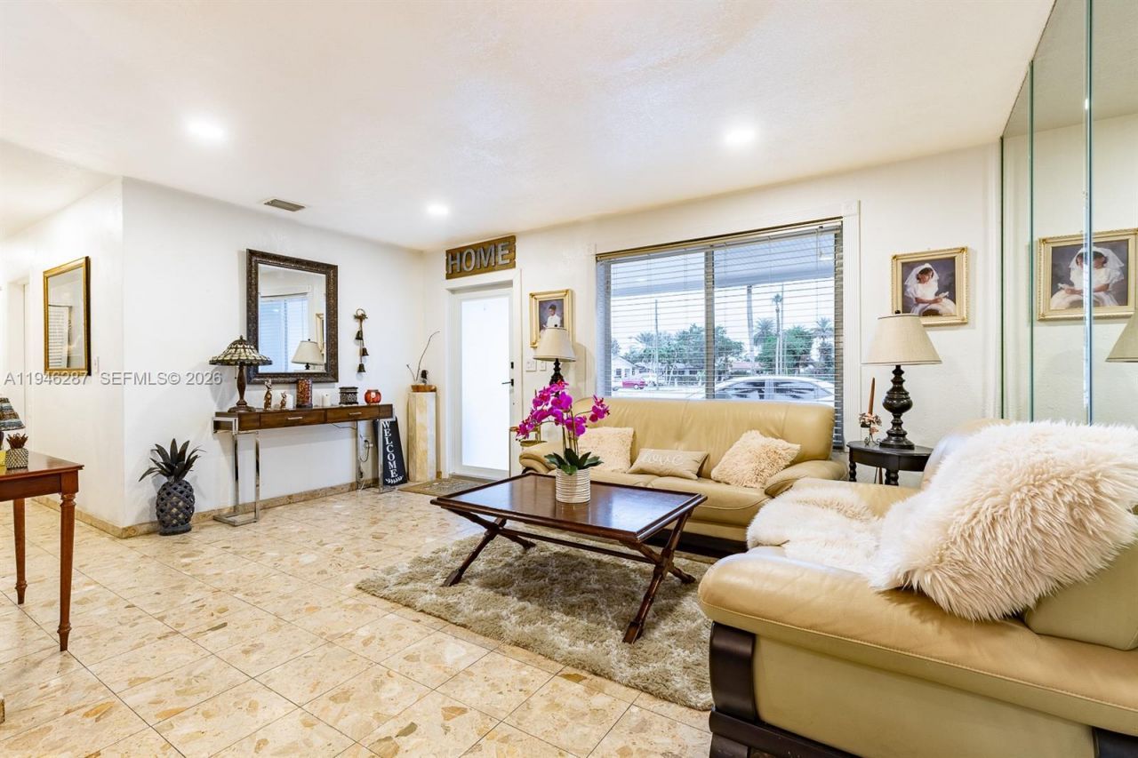 1243 W 78th St, Hialeah, FL 33014 Photo