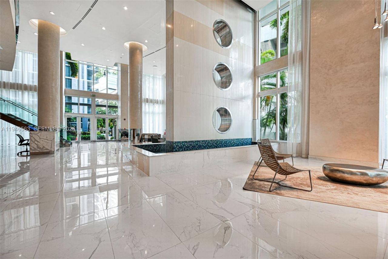 31 SE 5th St, Unit 2509, Miami, FL 33131 Photo