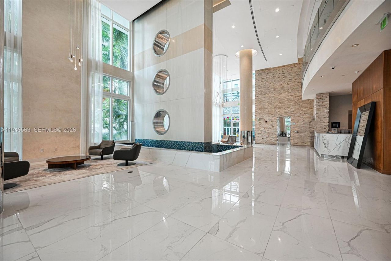 31 SE 5th St, Unit 2509, Miami, FL 33131 Photo