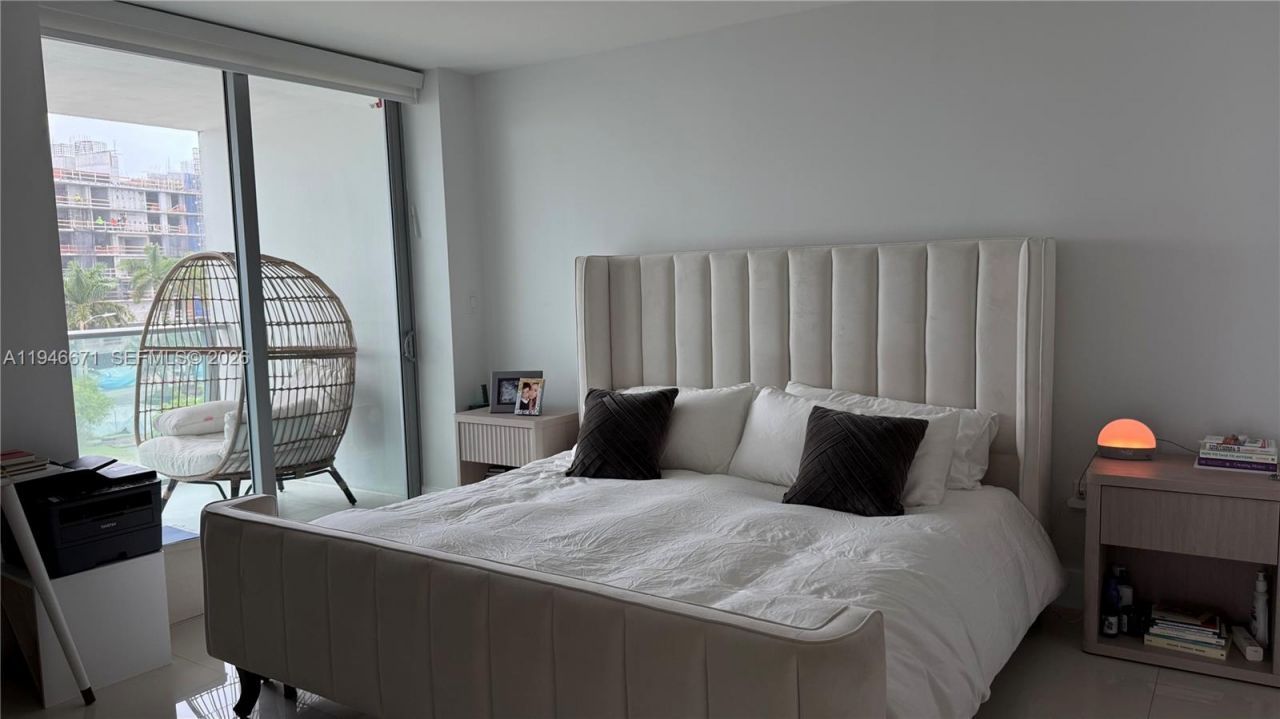 1133 102nd St, Unit 503, Bay Harbor Islands, FL 33154 Photo