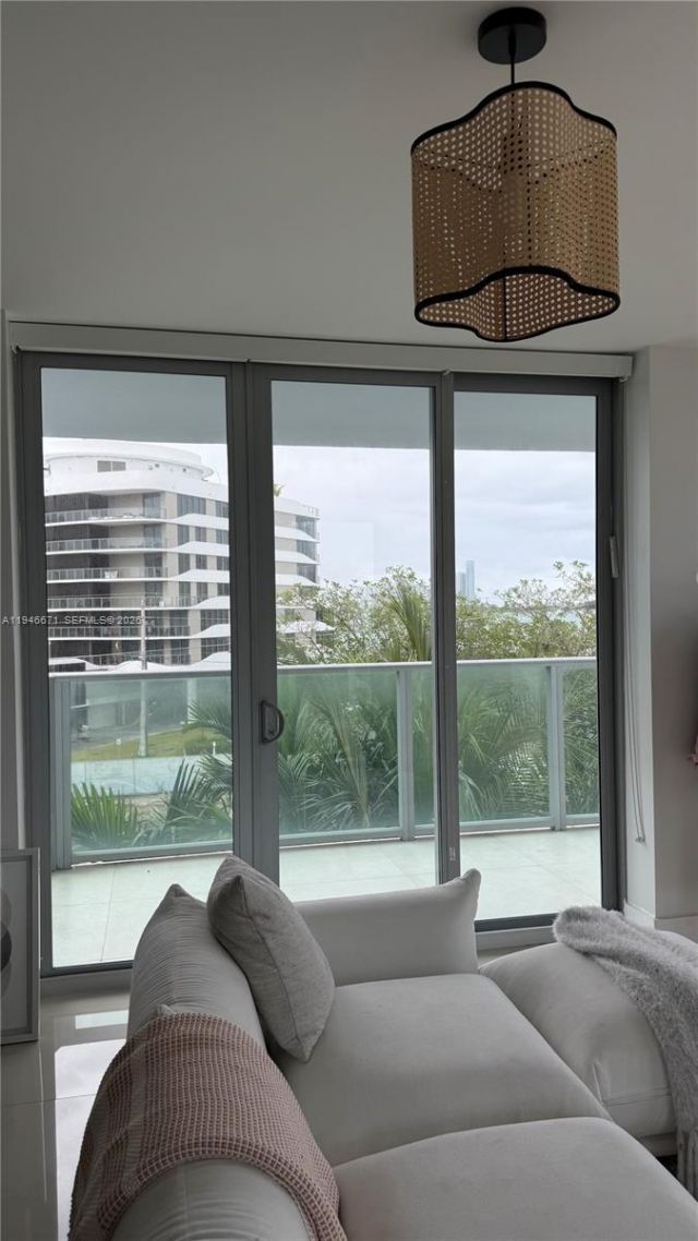 1133 102nd St, Unit 503, Bay Harbor Islands, FL 33154 Photo