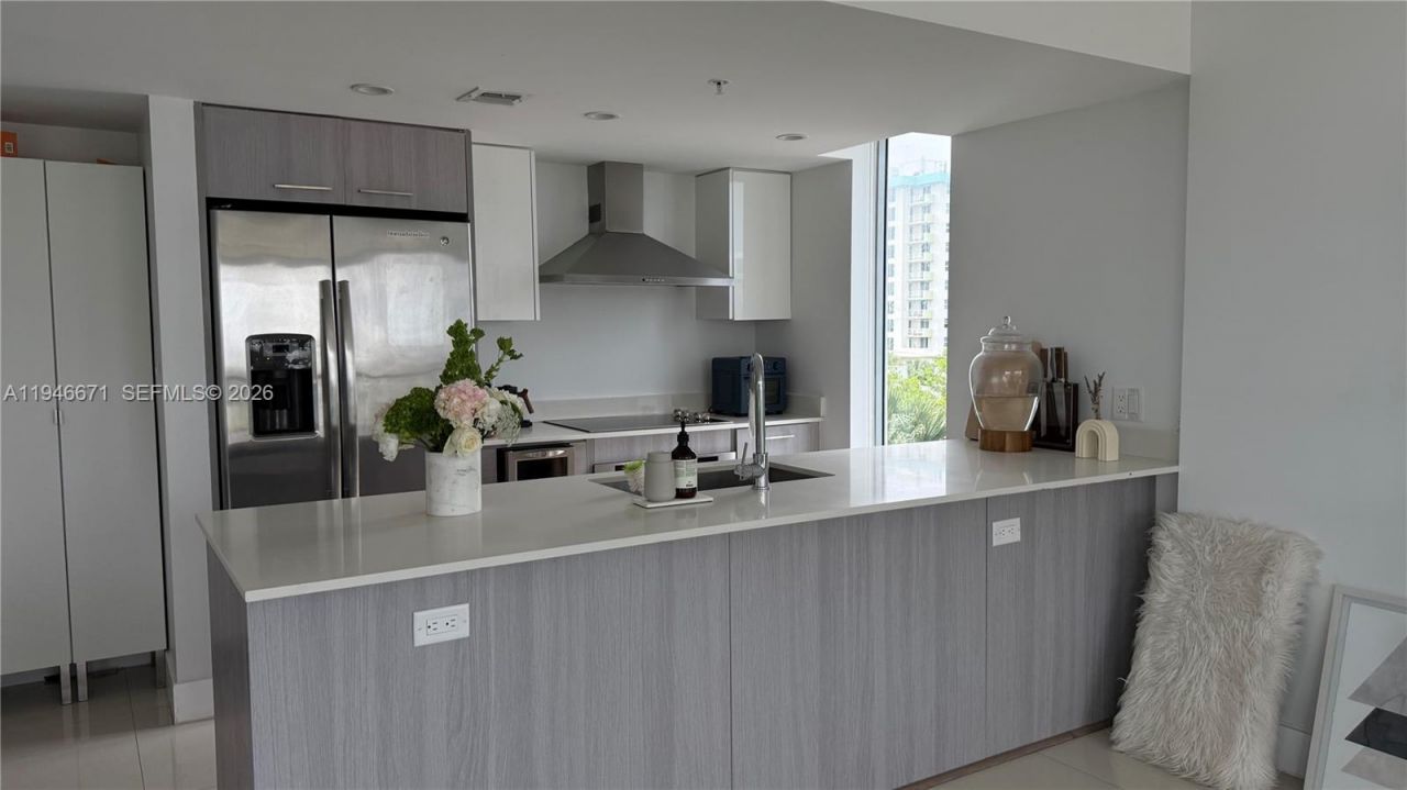 1133 102nd St, Unit 503, Bay Harbor Islands, FL 33154 Photo