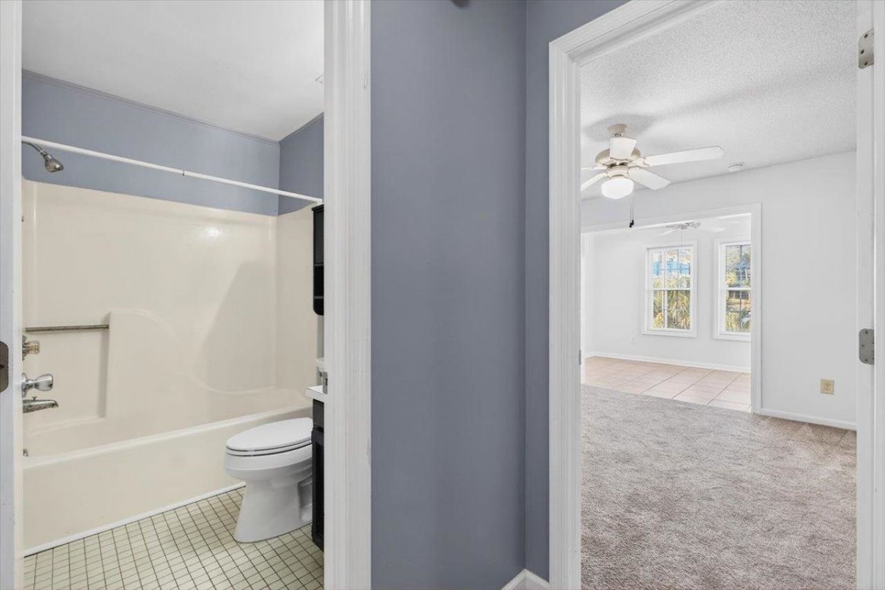 933 Perrin Dr. Photo 23