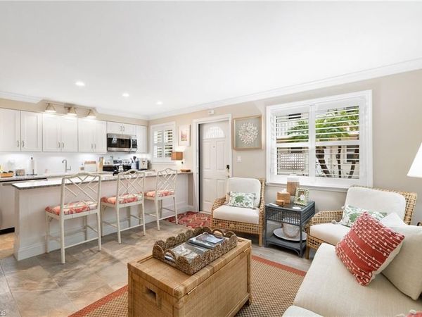 980 7th AVE S, Unit 108, NAPLES, FL 34102