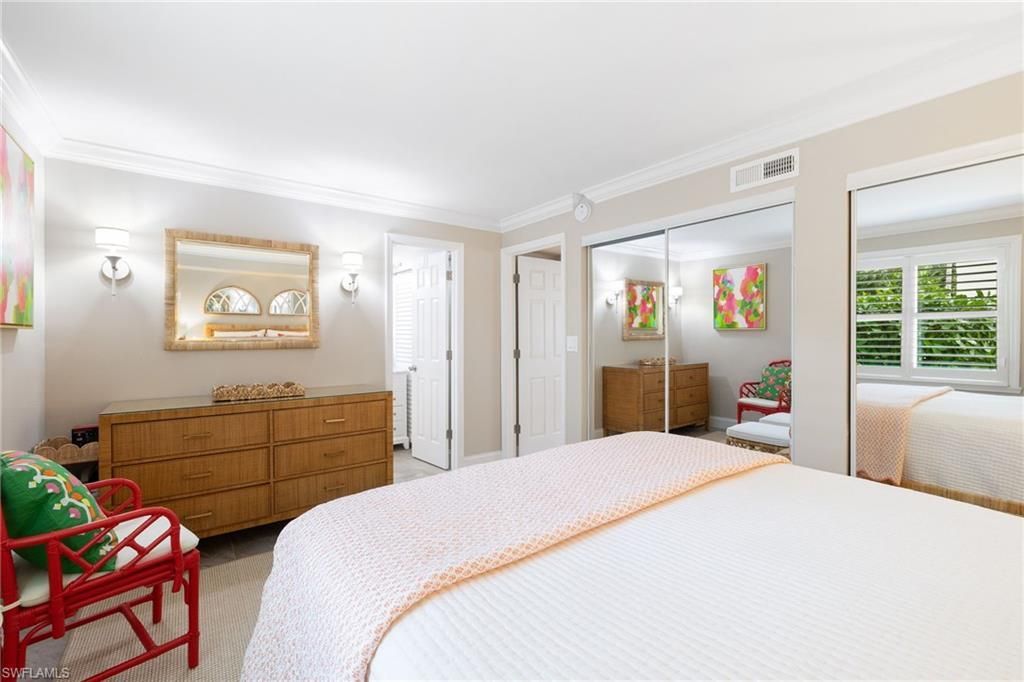 980 7th Ave S, Unit 108, Naples, FL 34102 Photo