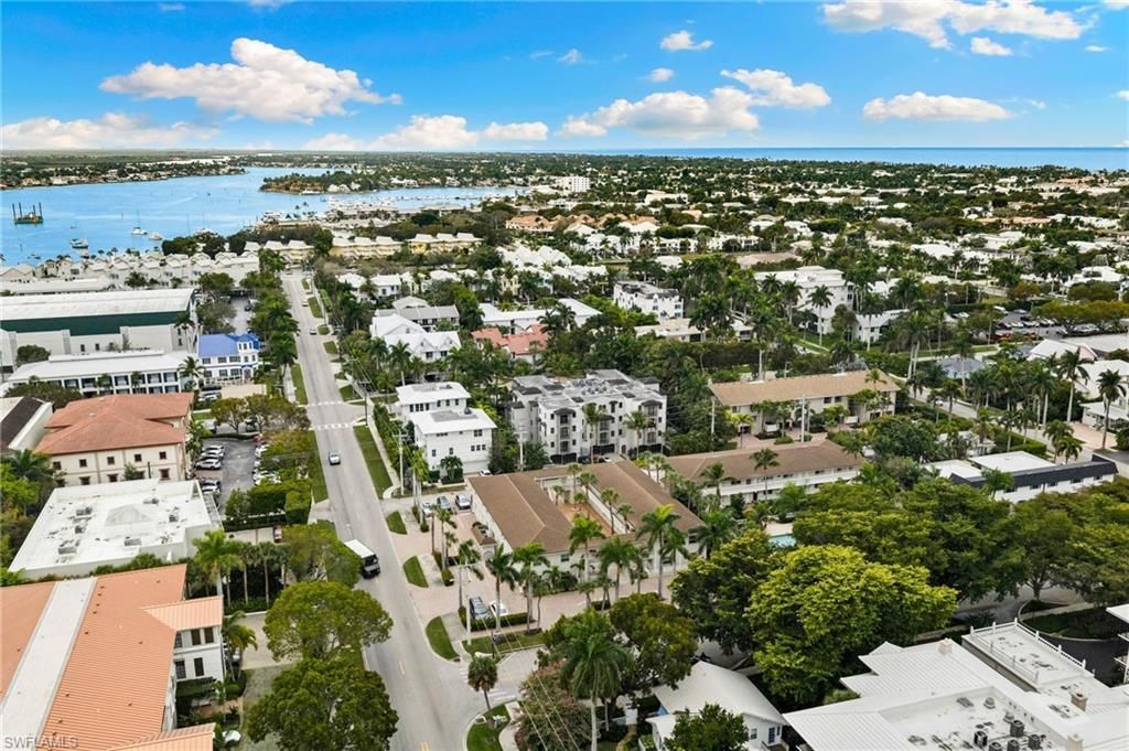 980 7th Ave S, Unit 108, Naples, FL 34102 Photo