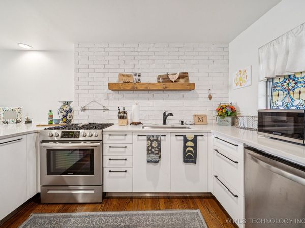 1107 E 45th Place, Unit 15, Tulsa, OK 74105