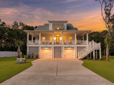 1087 Capersview Court, Awendaw, SC 29429