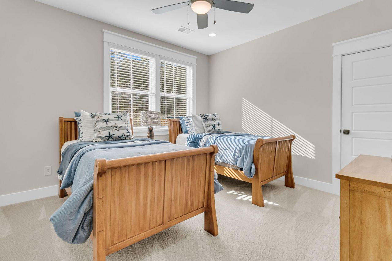 1087 Capersview Court Photo 32