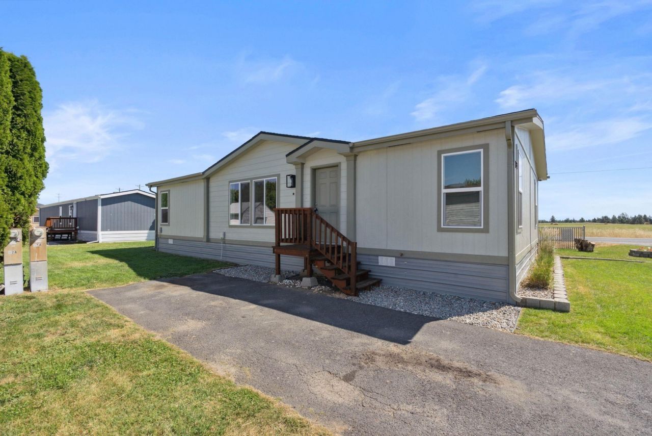 2201 N Craig Rd, Spokane, WA 99224 Main Photo