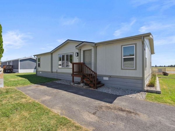 2201 N Craig Rd, Spokane, WA 99224